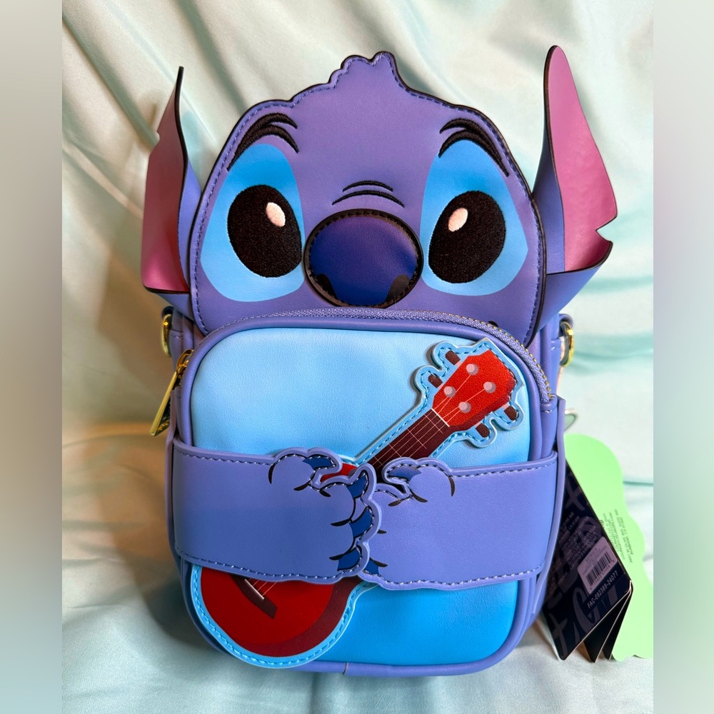 Loungefly x Disney Crossbuddy Stitch Reversible & Removable Pocket Crossbody
